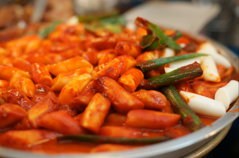 File:Tteokbokki (떡볶이) © Popo le Chien.png